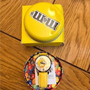 M&M'S  Yellow Avon 2008 Watch